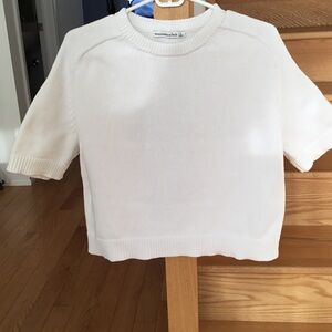 Abercrombie & Fitch Women’s White Sort Sleeved Sweater, Cotton Blend.